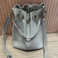 LV Bella Mahina 真皮水桶包🤍