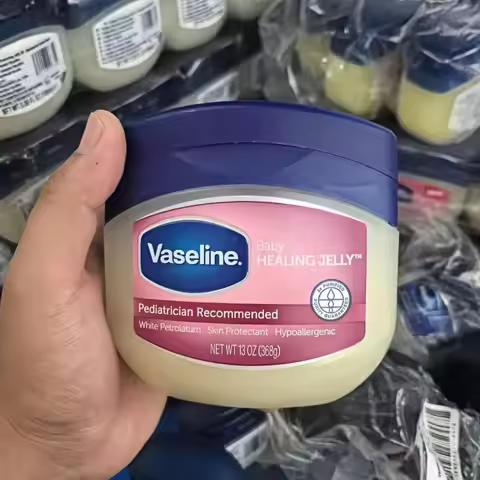 Vaseline 100% Pure Petroleum Jelly Original Skin Protectant 100ml