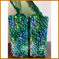 ◝ ♞ ← Tapioca pearls sago (Sago)