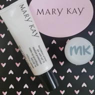 MARY KAY® FOUNDATION PRIMER SUNSCREEN SPF 15