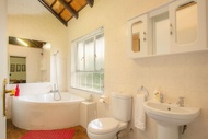 馬洛夫公園的6臥室獨棟住宅 - 2000平方公尺/4間專用衛浴 (SHEBETH SELF CATERING BUSH ACCOMMODATION )