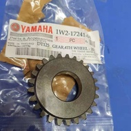 Yamaha DT125 Gear 4th Wheel Thai Ori-1W2-17241-00