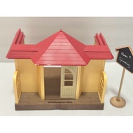 Sylvanian Families-Used Small House Frame
