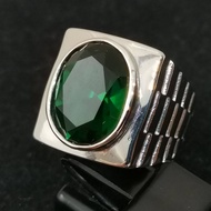 Stainless Steel Mens Ring With Green CZ Stone. Cincin Steel Lelaki Dengan Batu Zircon Hijau.