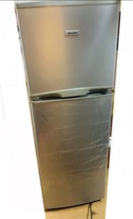 Hisense 雙門雪櫃 上置式急凍室168公升