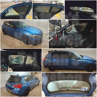 BMW F20 116i 118i 120i 的專車專用濾光窗網太陽擋