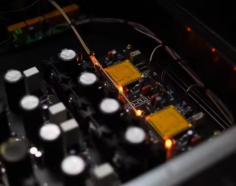 Refer to LA-4 circuit class A CL3 preamp HIFI audio preamplifier 4 way input 2 ways output Beyond MB