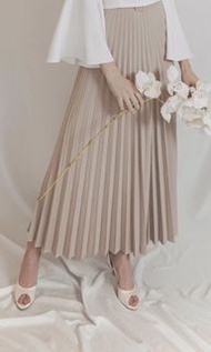 #23初夏時尚 Caspia lili百褶裙