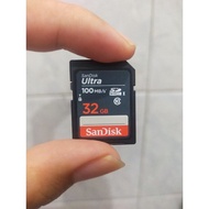 TRI54 - memory kamera sandisk 32GB &amp; 16gb