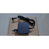 ORIGINAL ASUS LAPTOP CARGHER ADAPTOR X505 X505Z X505ZA 19v 2.37A19V 2.37A (4mm) ORIGINAL