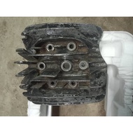 YAMAHA DT-175 CYLINDER HEAD