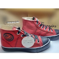 High Red Classic Warrior Shoes / Red High Warriors Shoes / Original Red Warrior Shoes