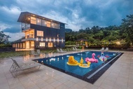 SaffronStays Sundowner by the Lake, Karjat - party-perfect pool villa with rain dance and cricket tu