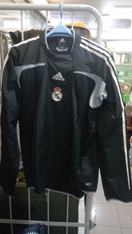 Adidas Real Madrid 黑色外套