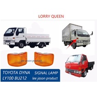 TOYOTA DYNA LY100 BU212 FRONT SIGNAL LAMP
