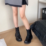 KY/16 Dr. Martens Boots Female Leather Short Boots2023Autumn and Winter Thin Platform Side Zipper Machine Boots Black fo