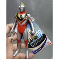 Bandai Ultra Hero Ultraman Gaia sofubi 5.5 inches with tag. (New)