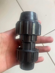 Reducer pipa hdpe 3/4 inch to 1/2 inch