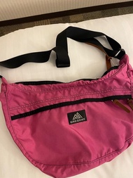 日本購入 Gregory  bag north face backpack 輕便袋 行街袋旅行袋 男女啱用  行街背囊行山背囊露營背囊行山背包露營。背包行街背包travel camping hiking 移民旅居 聖誕節農曆新年滑雪 露營遠足行山跑山，登山毅行者越野跑跑步 馬拉松跑步訓練 單車 cycling camping hiking trail trekking running marathon 跑步訓練 ultralight