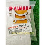 R6 B55 2DP-E2233-00 plate guide stopper 1 NMAX V1 ONLY