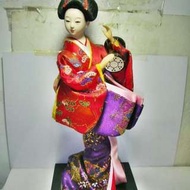 aaL皮商旋.已稍有年代高約31公分日本傳統服藝妓娃娃!--保存良好當擺飾佳!(一)/5廳保險箱上/-P