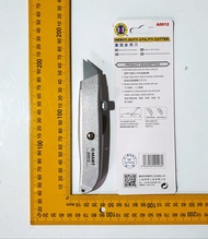 SELLERY 12 220 RETRACTABLE SAFETY Utility Knife Cutter stanley
