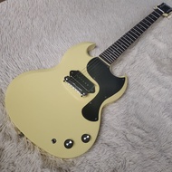 Classic Gibson SG Cream White Electric Guitar Black P90 Pickups Chrome Hardware