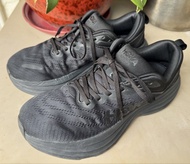 HOKA Bondi 8 全黑跑鞋