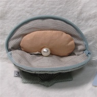 Don Fisher Isetan Flash Shop Cosmetic Bag Coin Purse Shell Halibut