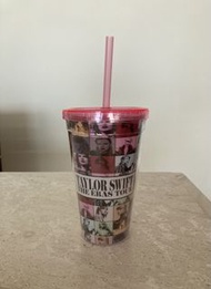Taylor Swift The Eras Tour Concert souvenir tumbler with lid and straw  演唱會紀念保溫水杯連蓋及飲管