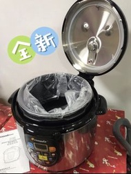 PC-6500 6公升Primada寶康達快速智能煲（盒角有少少破壞，介意勿買）不議價，謝謝