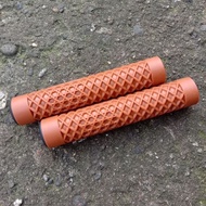 Fixie bmx bicycle handlebar grips