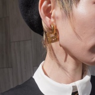 【日本直送 名牌中古包】CELINE 賽琳 方形 馬車圖騰 耳環 金色 vintage 古董 j33fzg