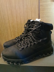 Timberland 磨砂真皮防水靴 Wateroroof boots