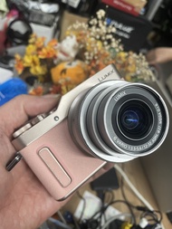 Máy ảnh Lumix DMC-GF10 kèm ống kính 12-32 hoặc 14-42 quay phim 4K có wifi
