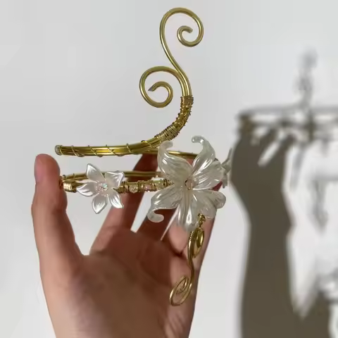 Elegant Hollow Out Iris Flower Bracelet Floral Adjustable Open Arm Bangle Vintage Armlet Armband Arm