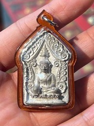 泰國佛牌🌺 屈白確更 帕阿贊灣 🌺王者坤平🌺佛曆2566年  師傅：阿贊尊 龍婆濟公 龍婆烏冬薩、龍婆朱 龍婆崇猜、龍婆Ram 、龍婆更 、龍婆松汶等