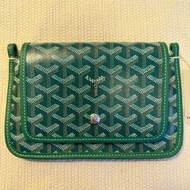 Goyard plumet