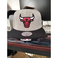 Mitchell and Ness Heathered Chicago Bulls Snapback Cap