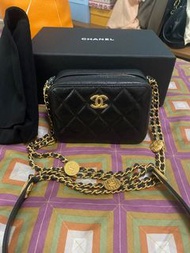 Chanel 22A 金幣相機包