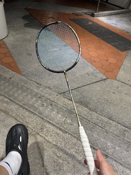 RSL AT70 ULTRA 、徐碩網紅羽毛球拍。 4UG6 N65 27 磅(6.0mm實芯中桿）