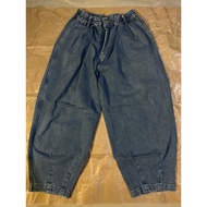 BALLON PANTS 606GARB SIZE 4