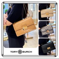 現貨‼️新款T MONOGRAM 風琴包，選用優質皮革材質，手感柔軟細膩，配有標誌性雙T logo！低調勾勒出永恆的美感，這款肩背包的形狀設計精妙，還配有按壓式鎖扣，靈感來自復古行李箱。包袋內裡採用柔