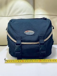 Lowepro S&F Reporter 200AW相機袋。冇穿冇爛、膠扣冇崩、拉鍊正常