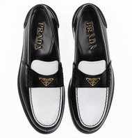 PRADA 全新黑白樂福鞋