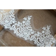 Ivory Retro Floral Lace Trim Bridal Gown - Wedding Skirt, 4.4 Inches Wide H0982