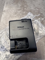 Nikon MH-25a 電池充電器