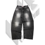 Baggy fading wash jeans