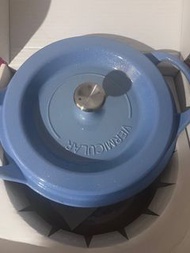 Vermicular blue oven pot round 22cm日本製琺瑯鑄鐵鍋 限量閃藍色 無水料理  煲 點cook Guide馬田推介