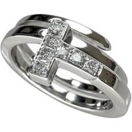 二手蒂芬妮 (Tiffany & Co.) T 字形環繞戒指，11 號，鑲嵌 0.10 克拉鑽石，18K 白金材質（8.1 克）。女士款。